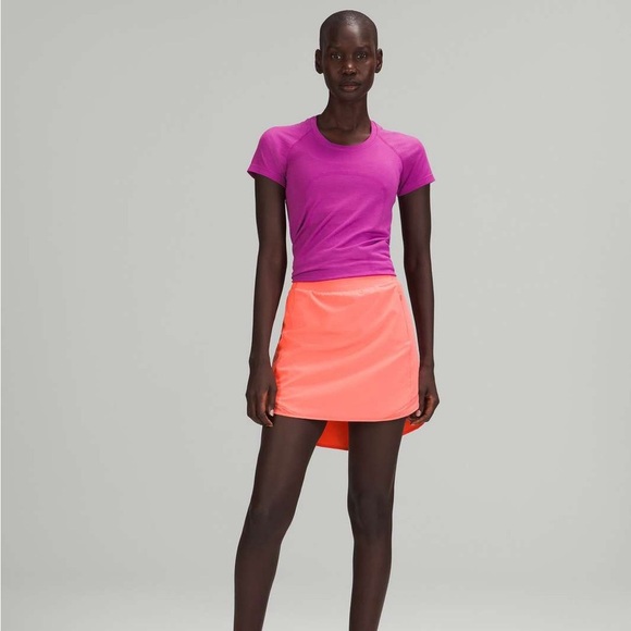 Lululemon Hotty Hot High-Rise Skirt *Long-
Raspberry Cream- size 2 - Picture 13 of 14